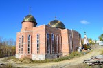 В новой мечети возводятся  минареты 